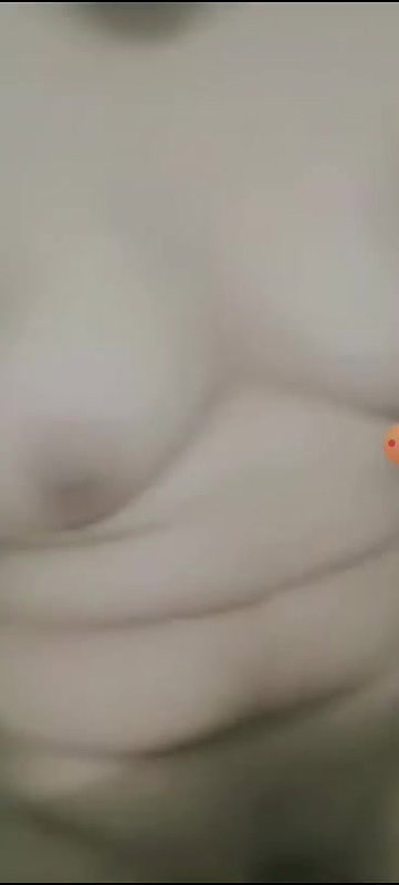 Beautiful gf Showing her big tits on call to her boyfriend 2