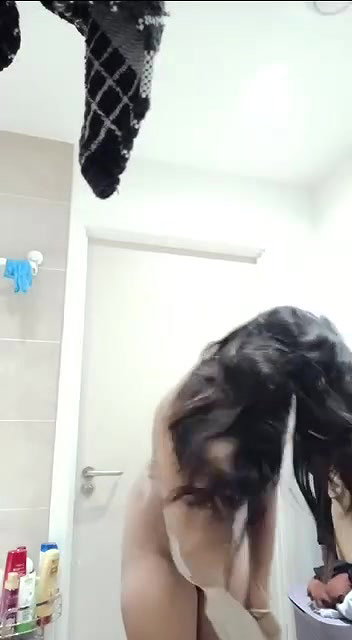 Beautiful Tamil Girlfriend Showing Nude 2