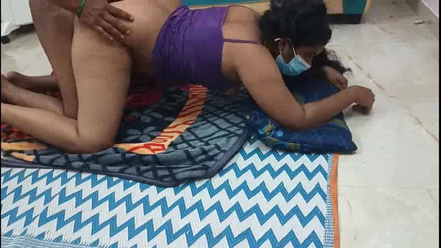 Tamil Bhabi Fucking With Friend at Home 2