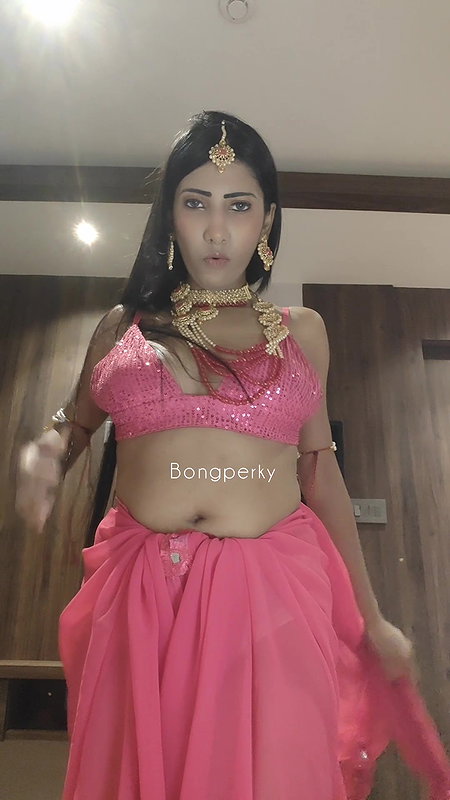 HOT BHABHI STRIP FOR SINGLE MEN TO LUST DURING KARWACHAUTH 2