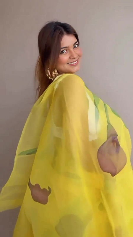 I absolutely adore wearing my vibrant yellow saree Priya Babe 2
