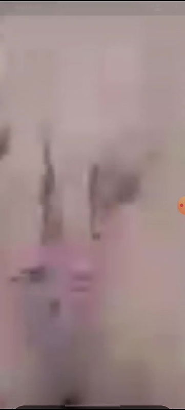 Beautiful Sexy Gf Showing