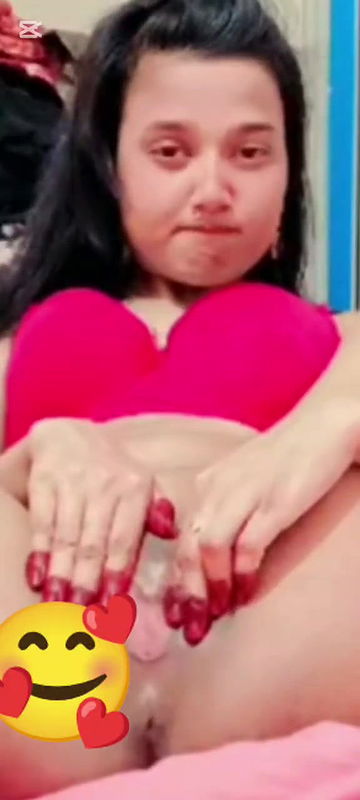 Beautiful Slim Horny Mal