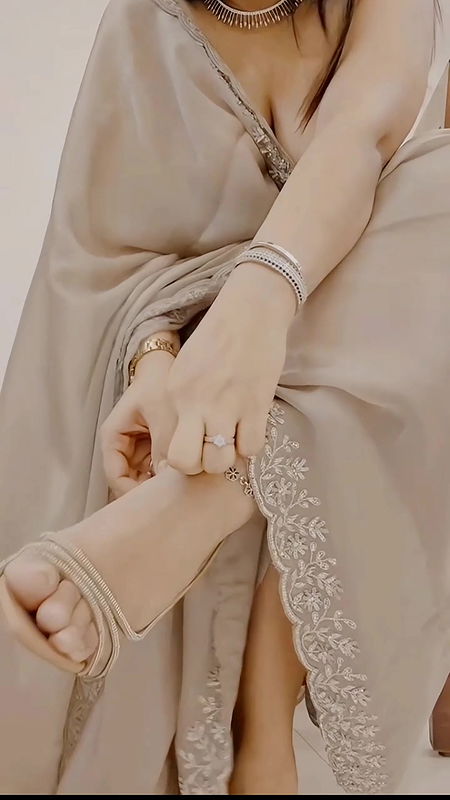 Caught fixing my saree, but secretly I am undoing your patience 2