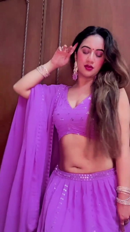 Chandini sexy bid deep navel hole in violet dress 2