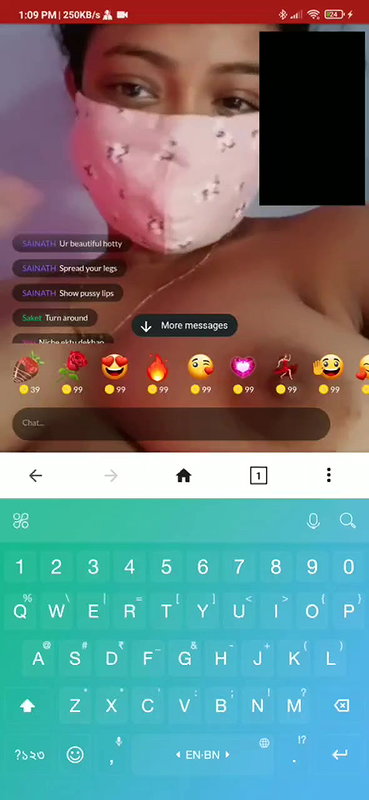 Sexy Maal Showing Nude On Live 2