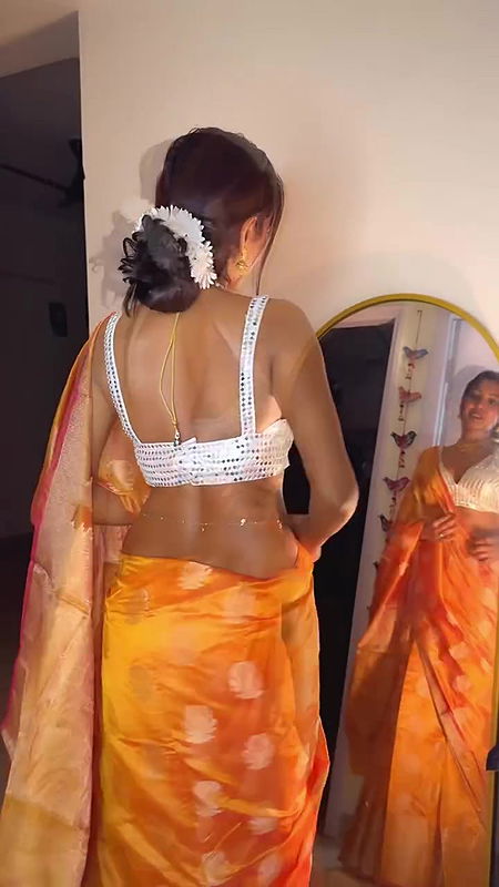 WIFE MATERIAL DUSKY RITU BABE TEMPTRESS IN BACKLESS SAREE 2