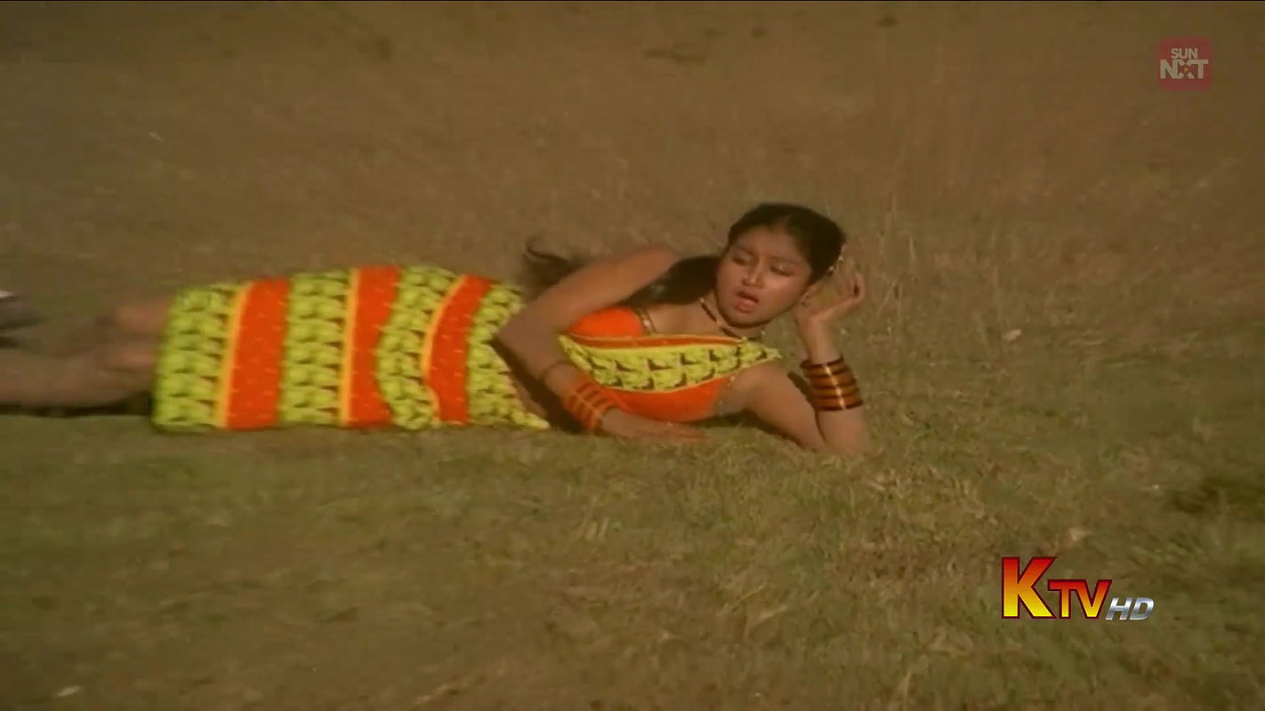 Kumari Pennin Ullathile – Madhukkadalo Margadha Ra (Radhika Sarathkumar) KTV HD WebDL 2