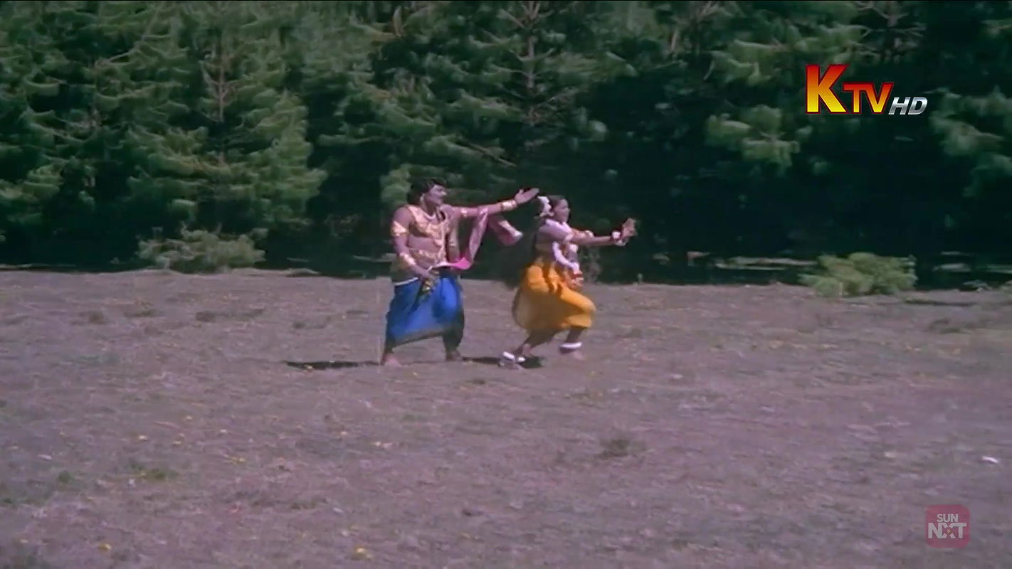 Kumari Pennin Ullathile – Vaan Megame (Radhika Sarathkumar) KTV HD WebDL 2