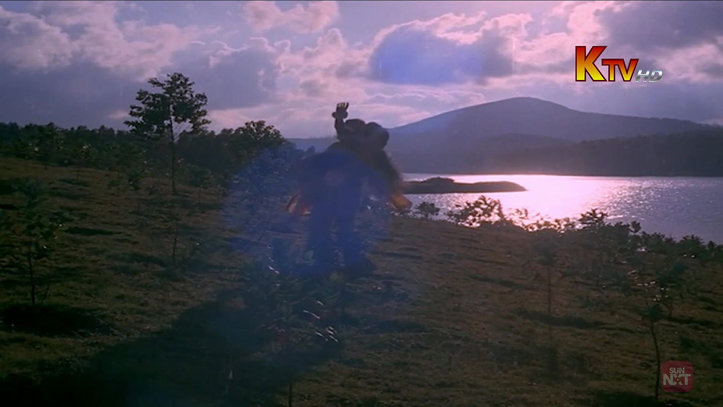 Kumari Pennin Ullathile – Vaan Megame (Radhika Sarathkumar) KTV HD WebDL 2