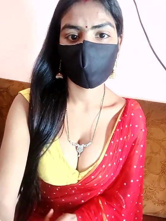Desi Indian bhabhi boob show 2