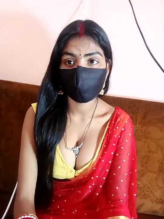 Desi Indian bhabhi boob show 2
