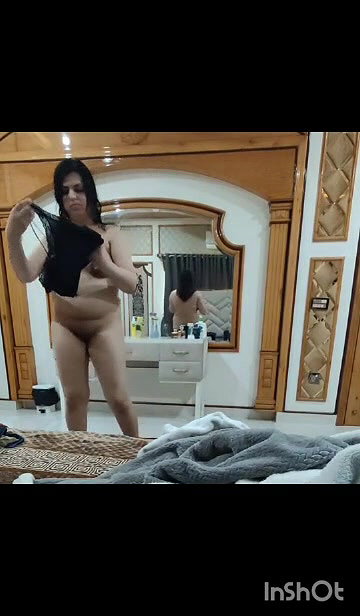 Beautiful Wife Nude Captured By Husband Many Videos Merge 2