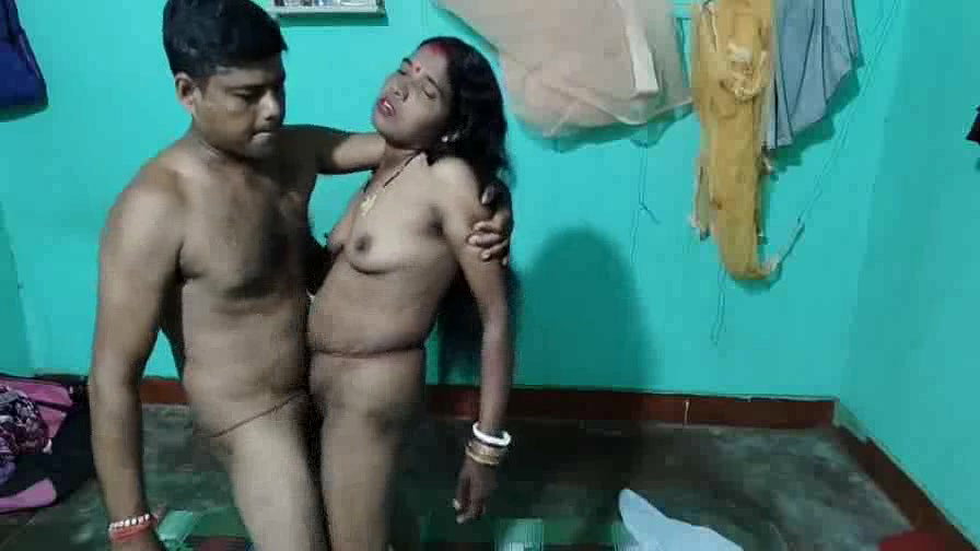 Young Bhabi fucked Hubbys Friend 2