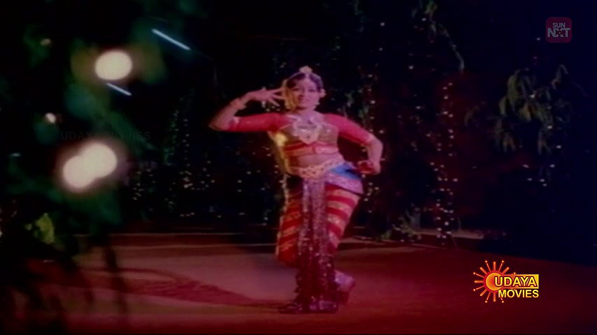 Kannu Theresida Hennu – Song (Actress) Udaya Movies WebDL 2