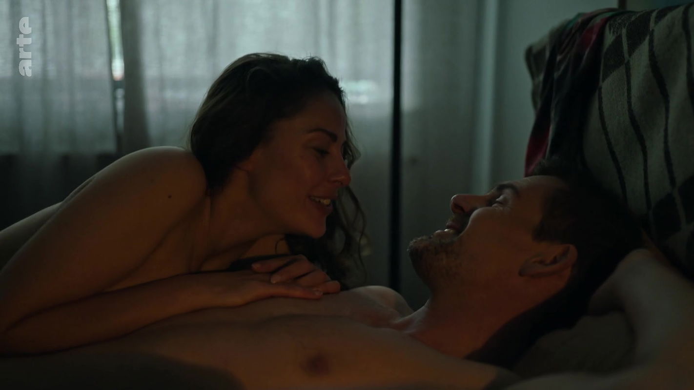 Vivian Olafsdottir – Reykjavik 112 S01E01 (2025) HD 1080p 2