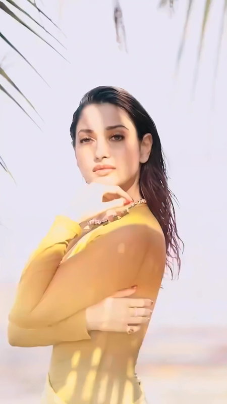 STUNNING TEMPTRESS MILKY TAMMANAH SEDUCTIVE SHOOT HQ VIDEOS 4