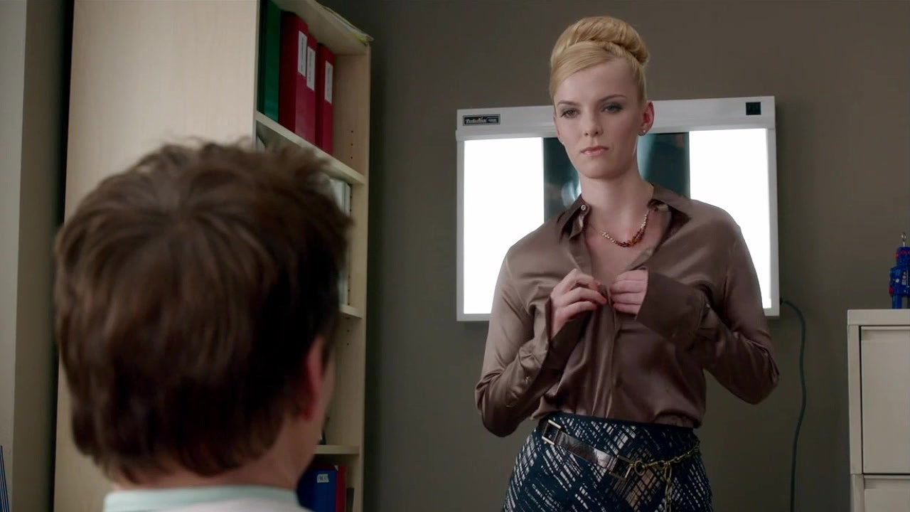 Betty_Gilpin___Nurse_Jackie__2013_.mp4 2