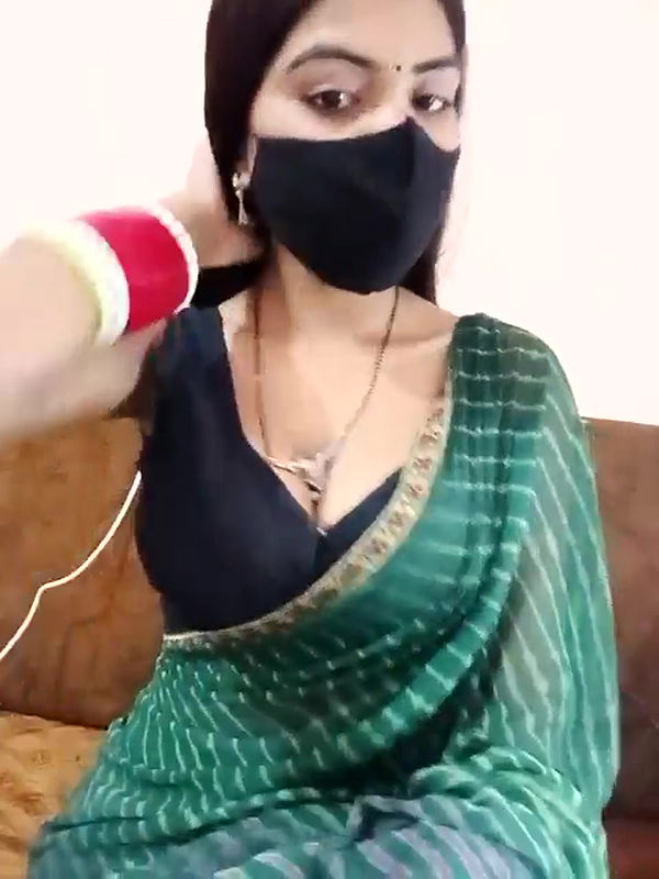 Hot_jasika_doggy_ showing her desi body 2