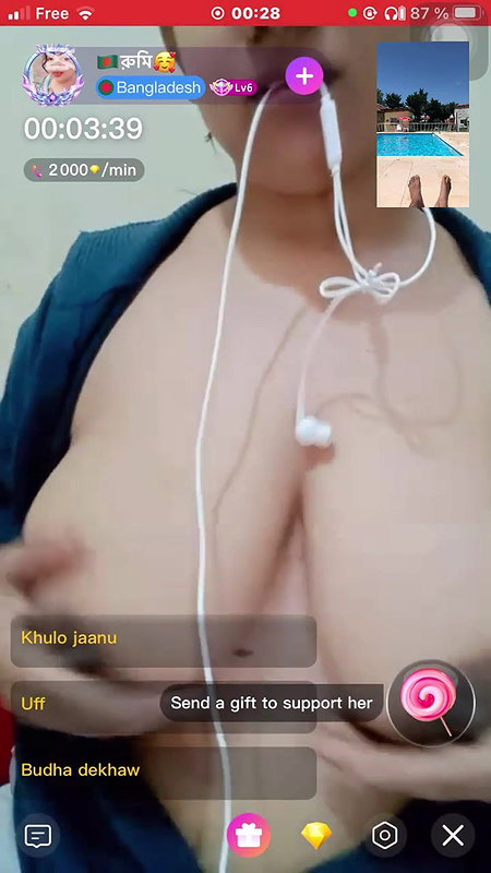Bong Girl Rumi Tit Show on Chamet Live With Face 2