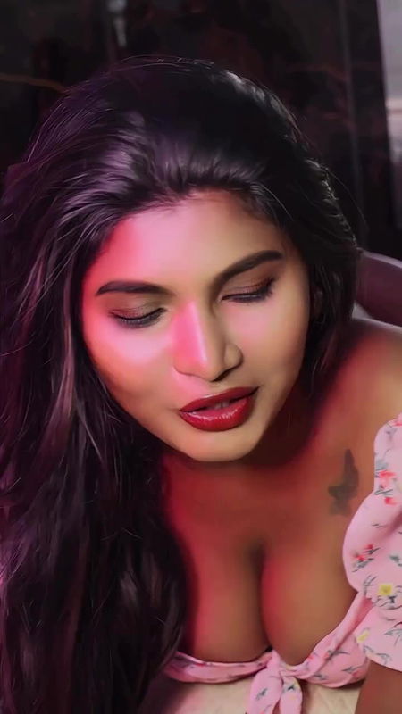 STEPHINA ALEX SEXY GF MATERIAL AMPLE CLEAVAGE VIEW UUFFF 2