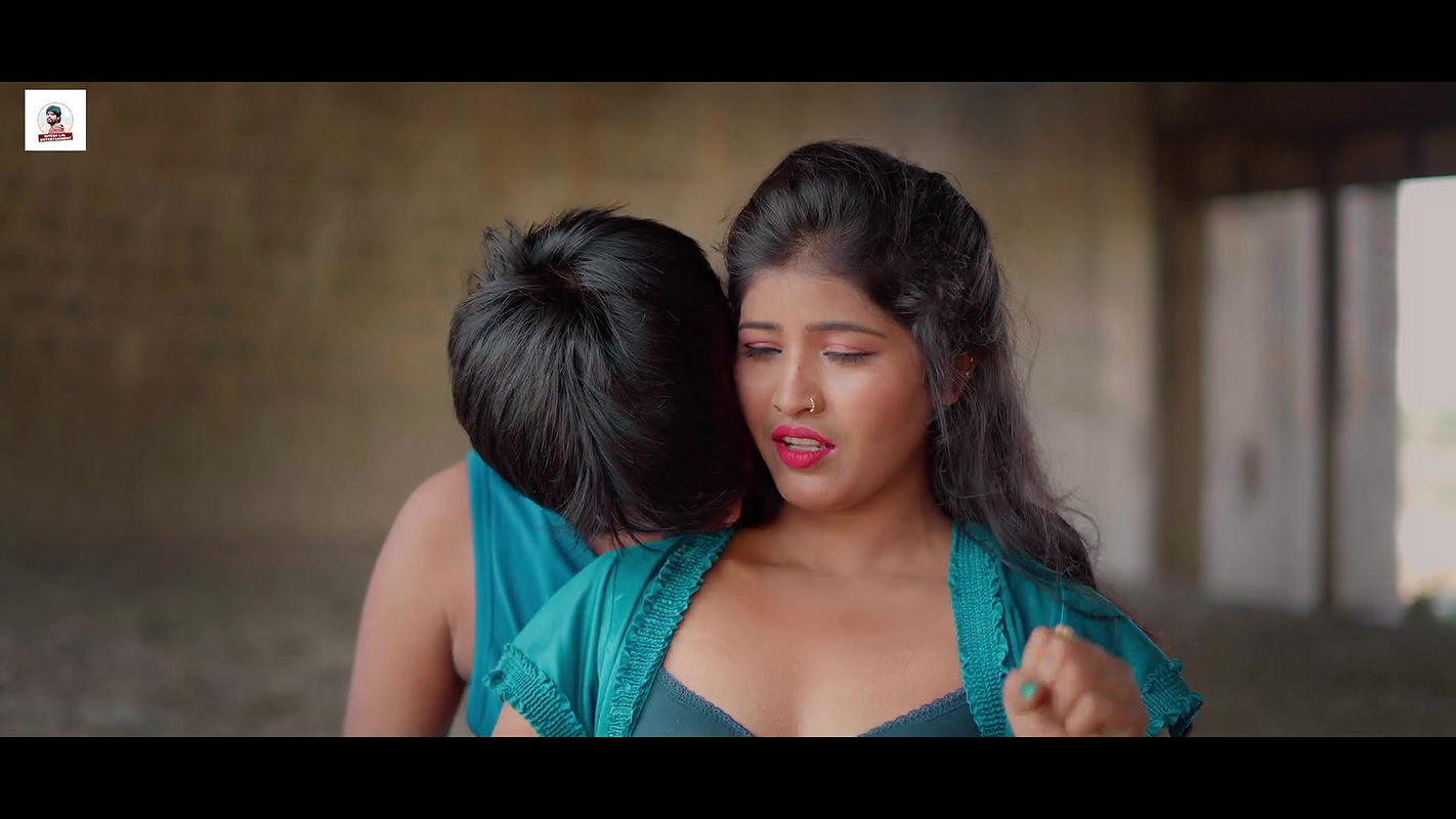 VERY HOT – Cute girl boobs grabbed & navel kissed, super hot show in bra & panty 4