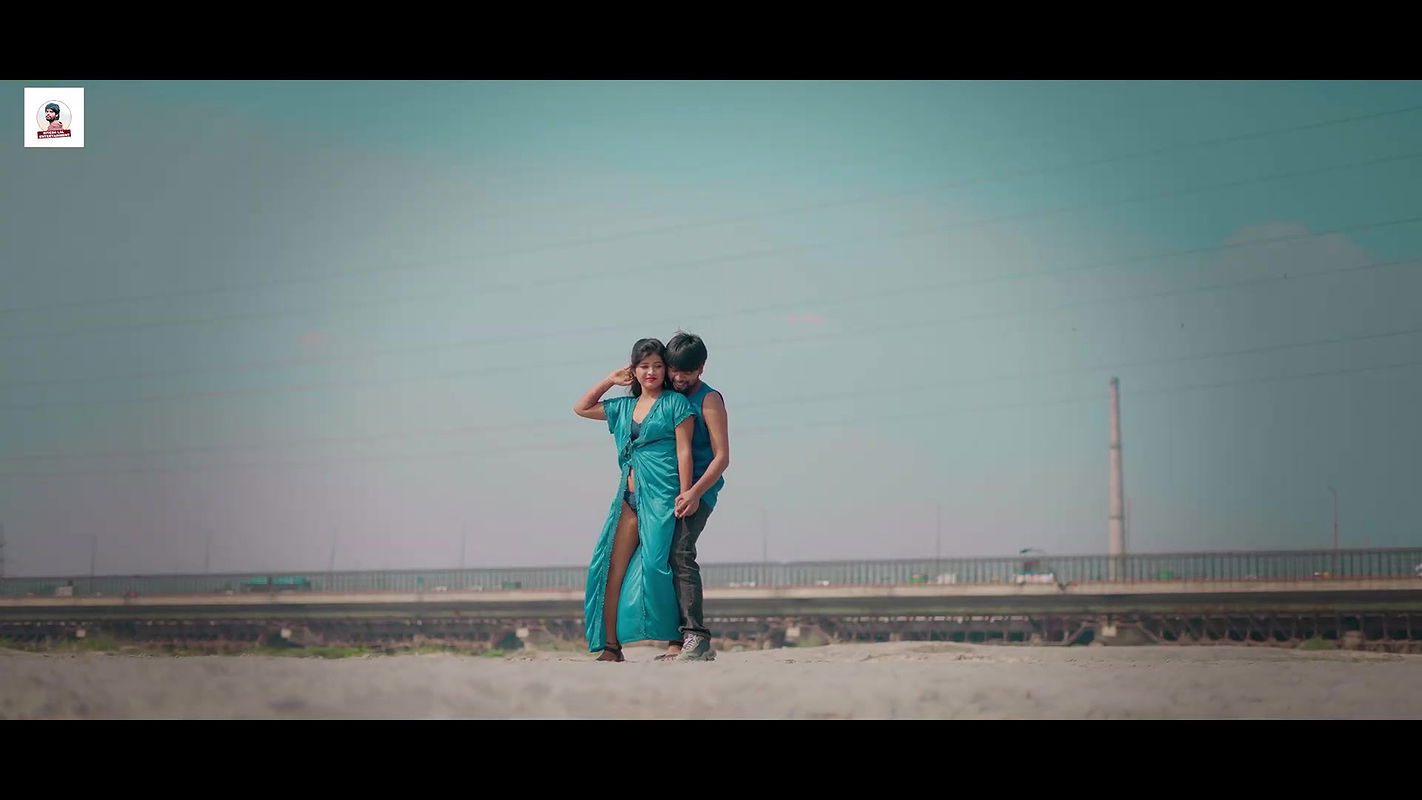 VERY HOT – Cute girl boobs grabbed & navel kissed, super hot show in bra & panty 4