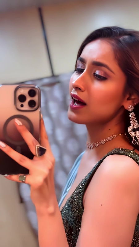 NANDANI KUMARI SEXY NEW SLUT WILD LOOKS IN SAREE HQ VIDEO 2