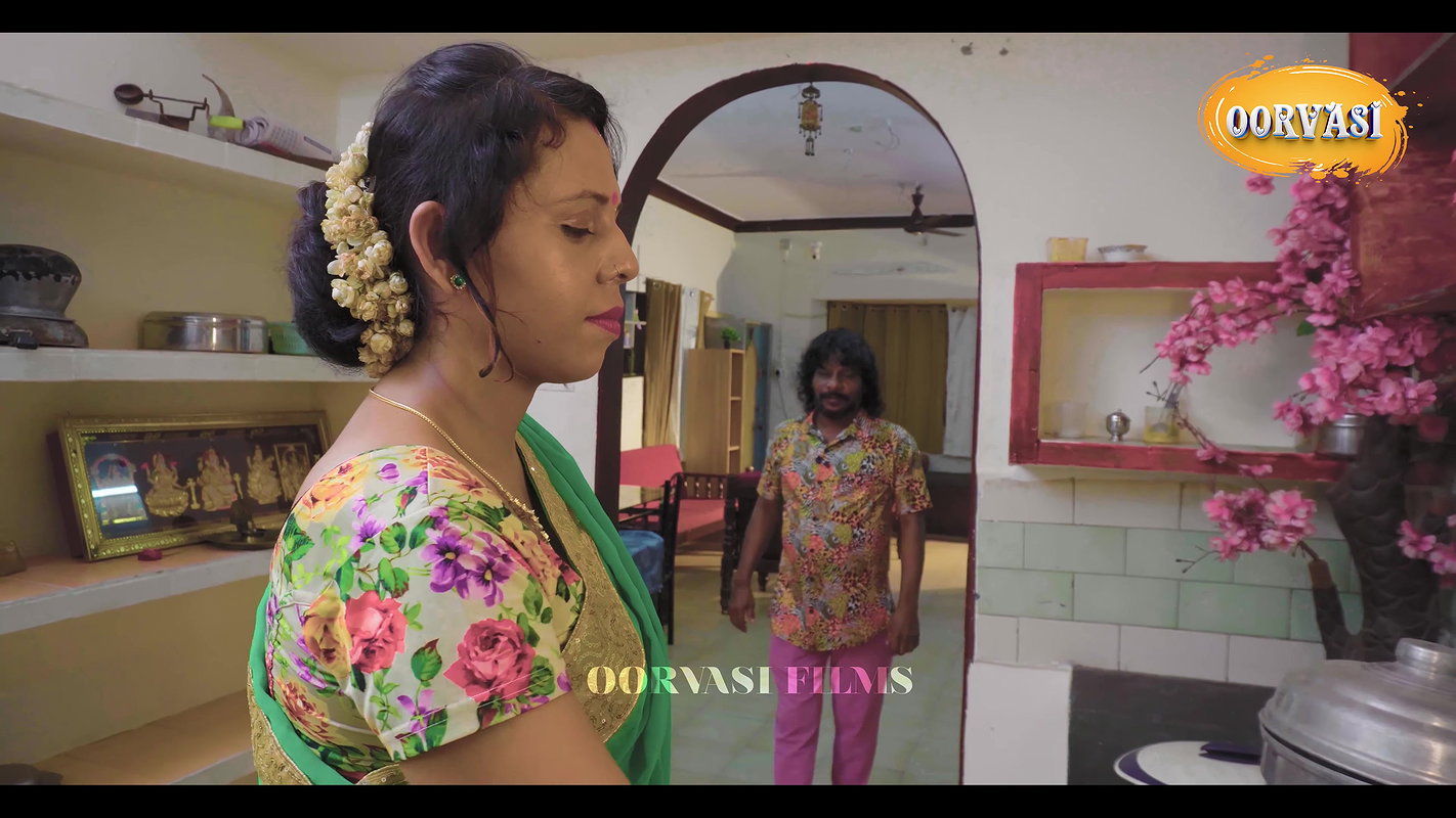 Angel Aunty Tattooed Navel Touched & Enjoyed Seducal Comp 4K – Sarasam2