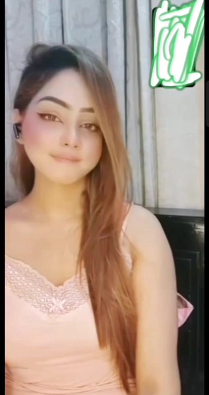 Beautiful Girlfriend Showing Hot Boobs Close-up Pussy 2