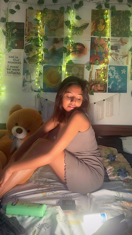 RITU INSTA SLUTTY SEXY TOWEL STRIP AND GETTING READY FOR FUN 2