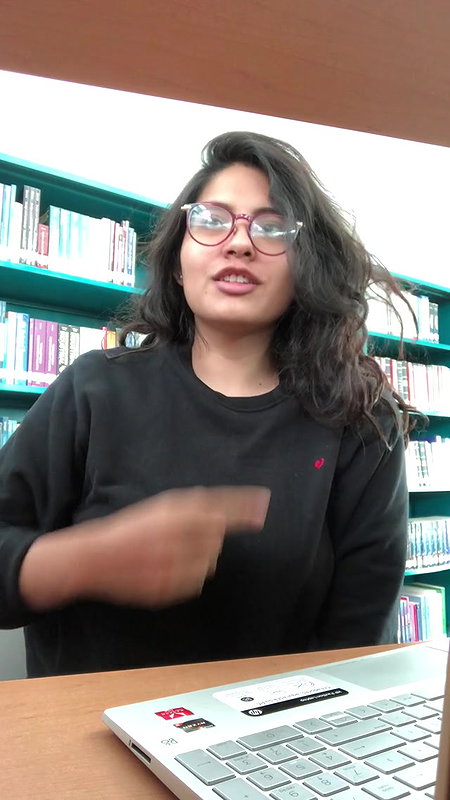 Chasmish Girlfriend Showing Boobs 2