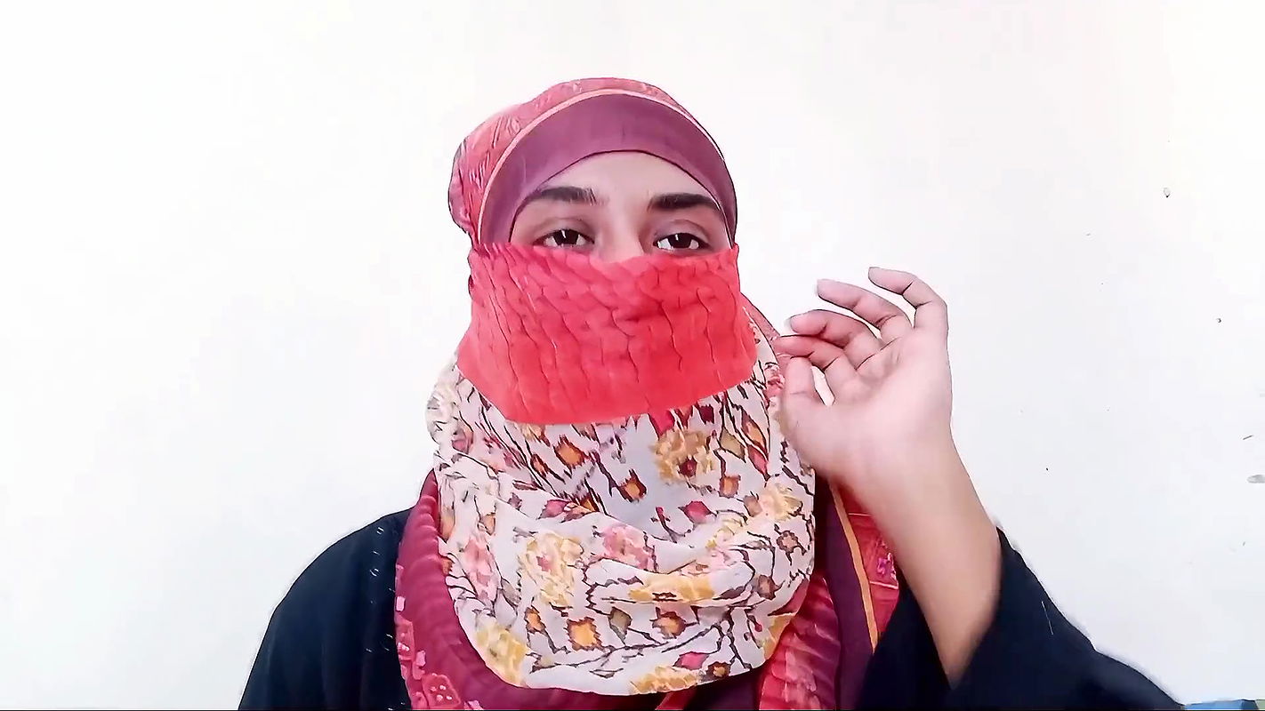 I had a hardcore sex with my student’s father. His father’s cock didn’t fit in my tight pussy.