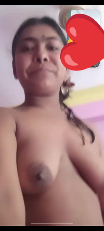 Bhabi naked full strip dress to show her hubby in vc