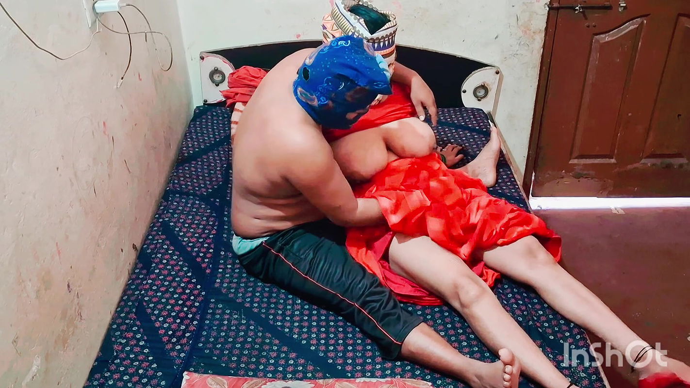 As soon as the neighbor brother left, the sister-in-law came to be happy