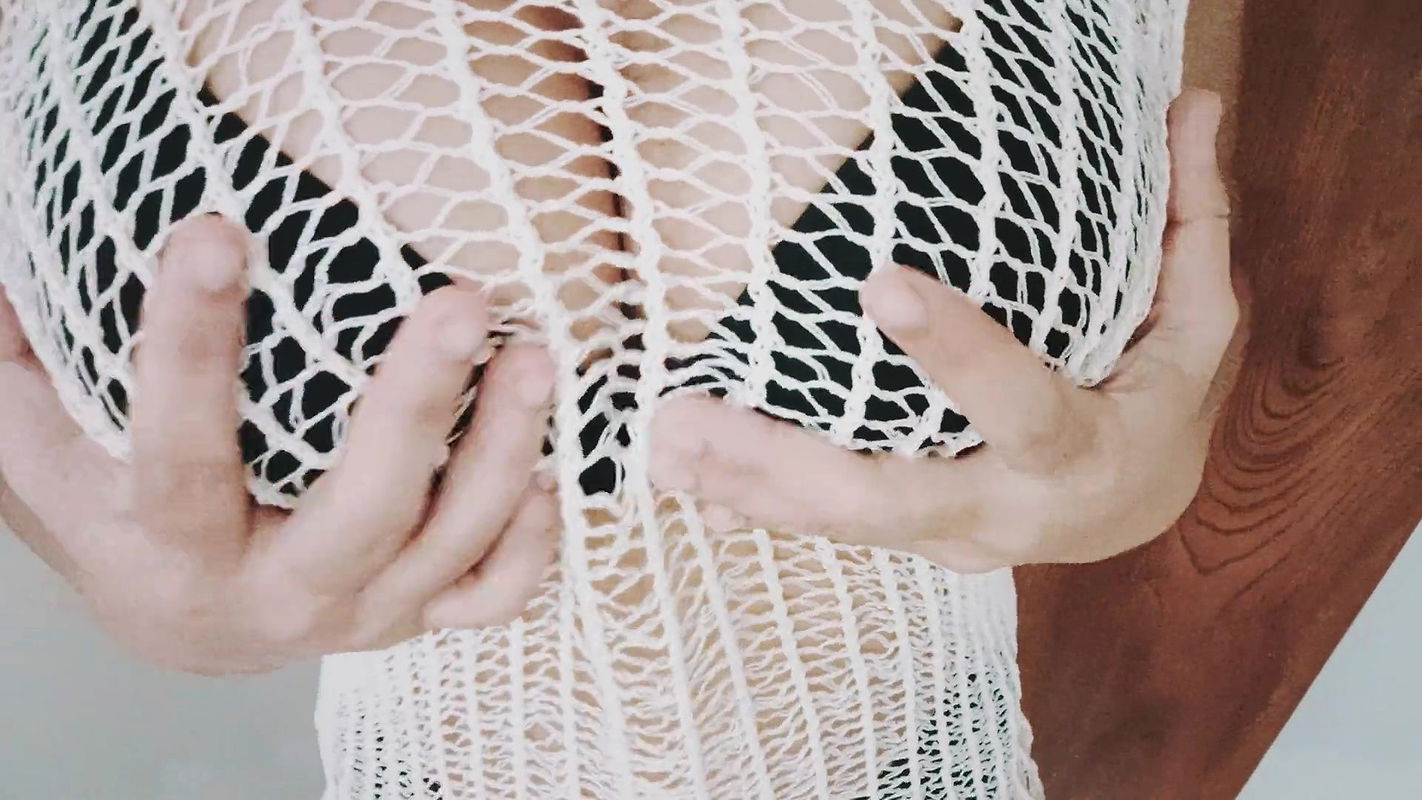 Big boobs girl feeling horny