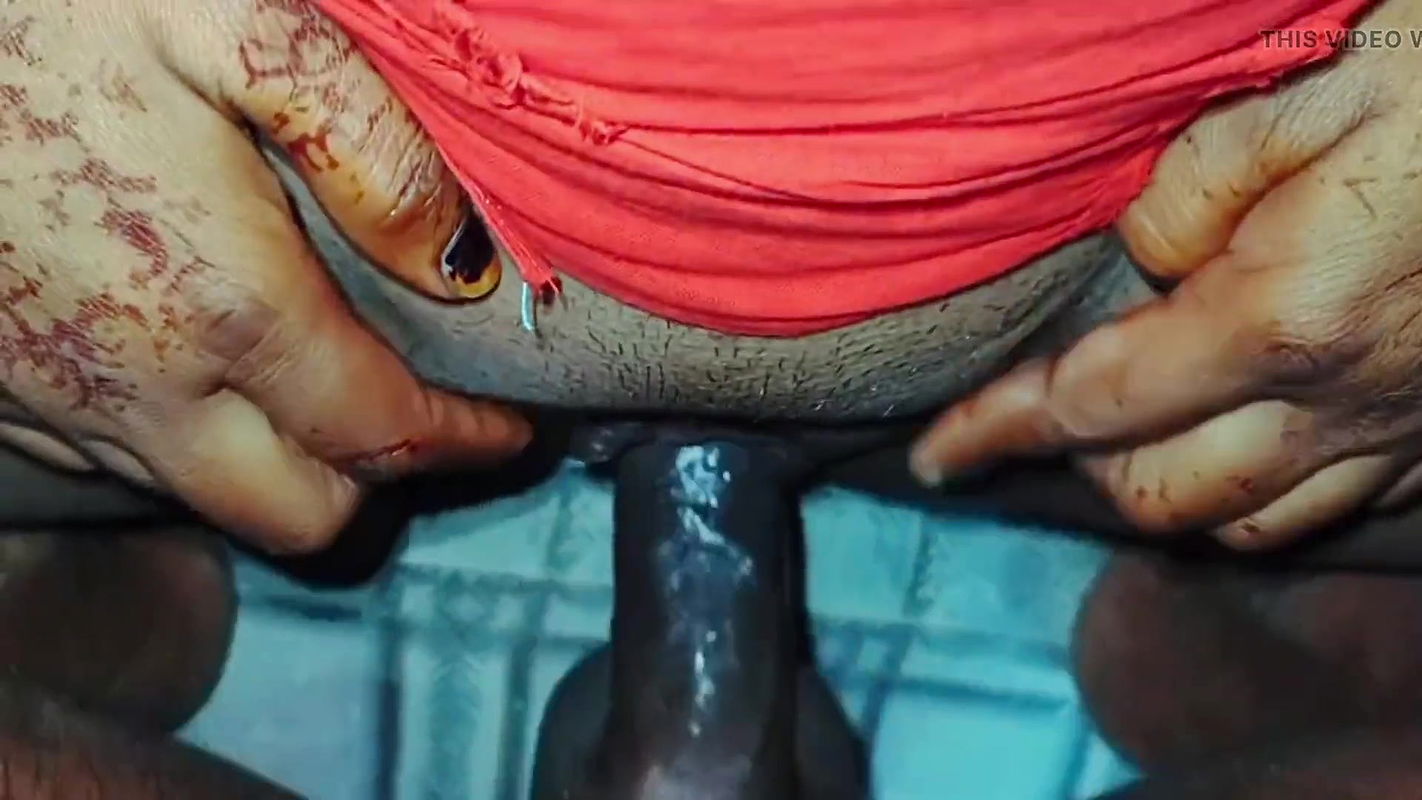 Bhabhi ne bhaiya ka kala lund chuss ke chut me land dal liya.indian desi bolwjob sexy video.big boobs wali aunty ko unkal ne raa