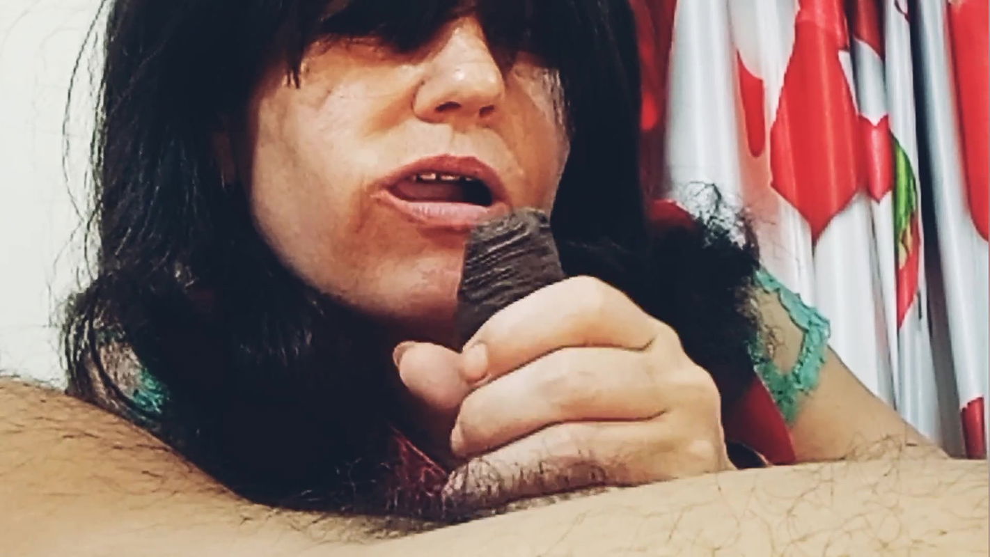 Gorgeous Slutty Wife