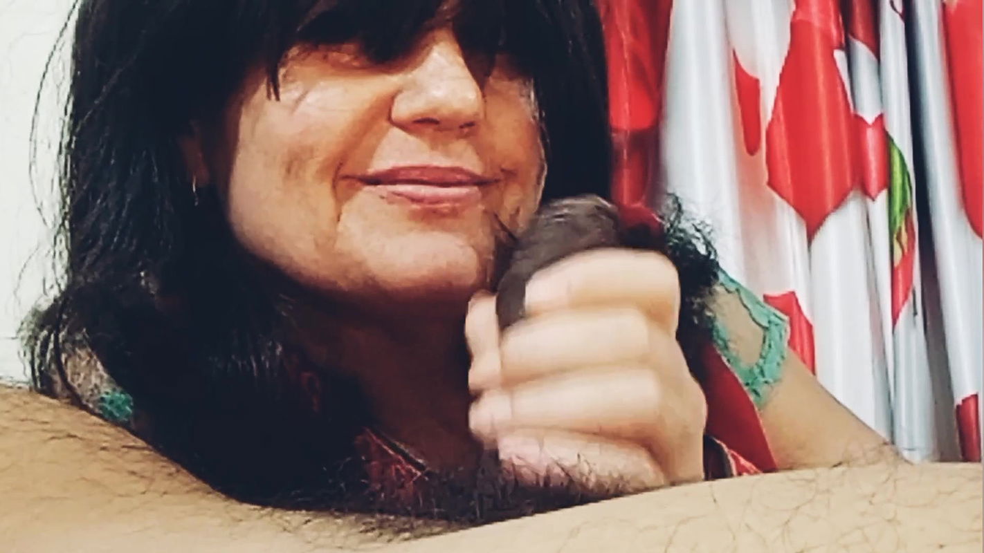 Gorgeous Slutty Wife