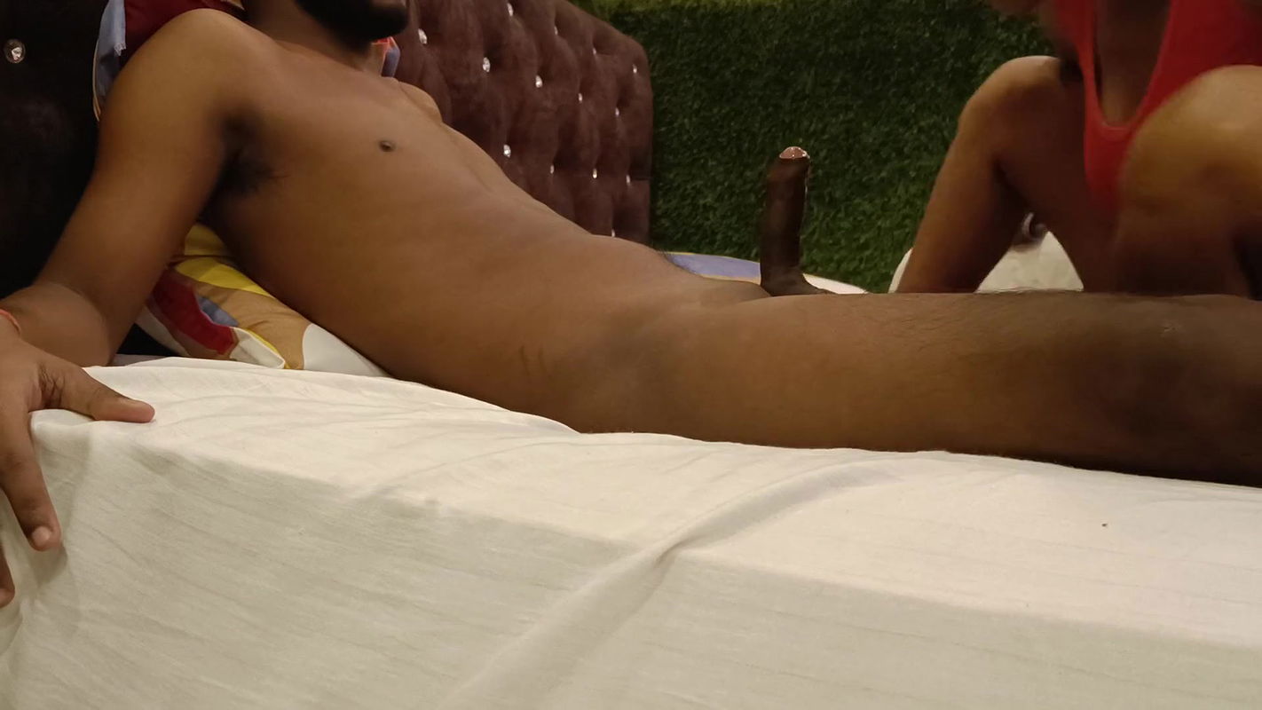 Desi girlfriend fucking enjoying big cook