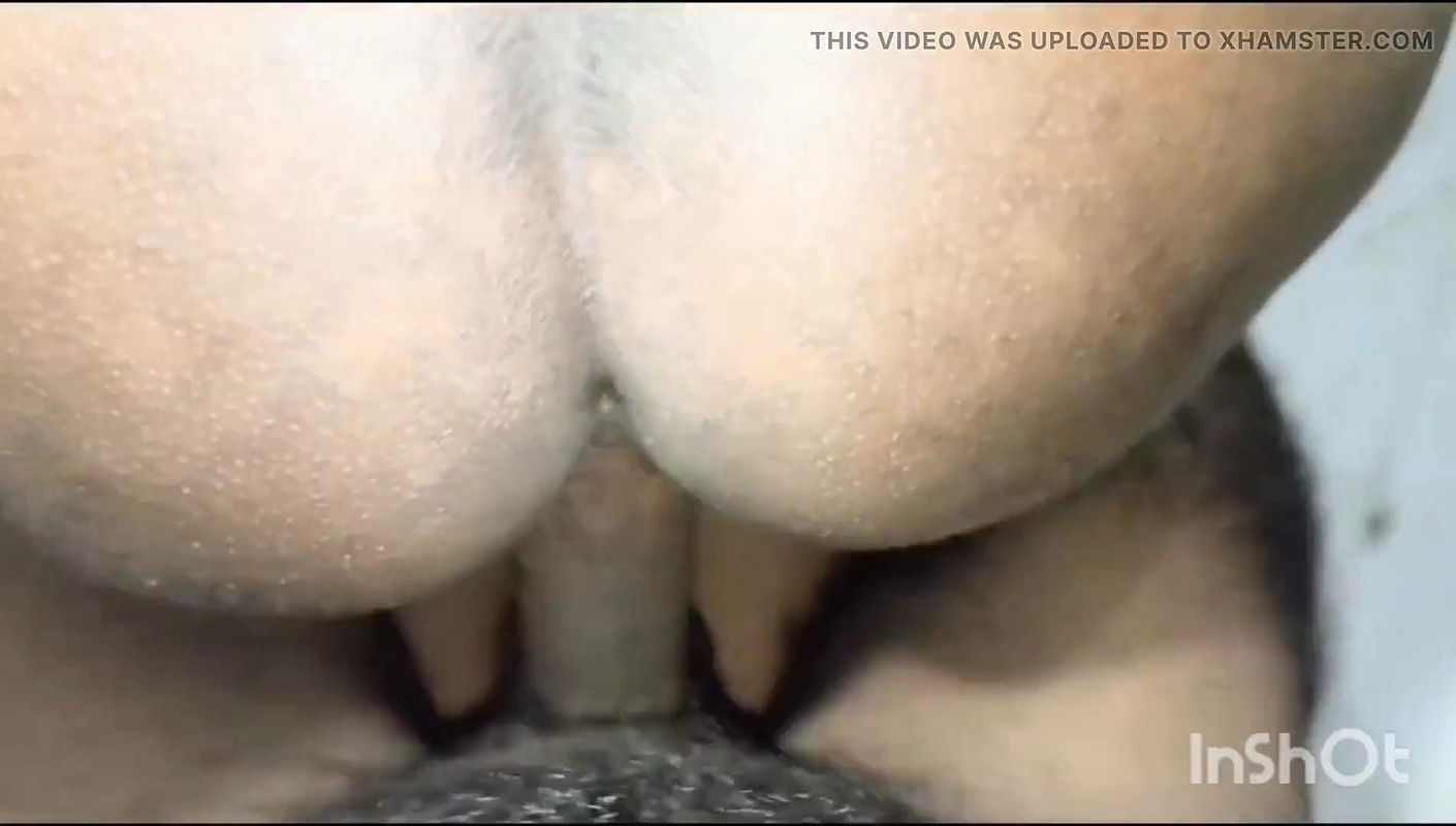 BIHARI PUJA BHABHI DOGY STYLE ME CHUDWATI HUI