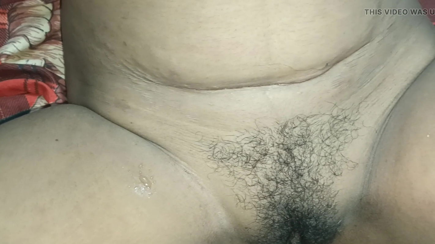 Desi girlfriend ki chut par birye