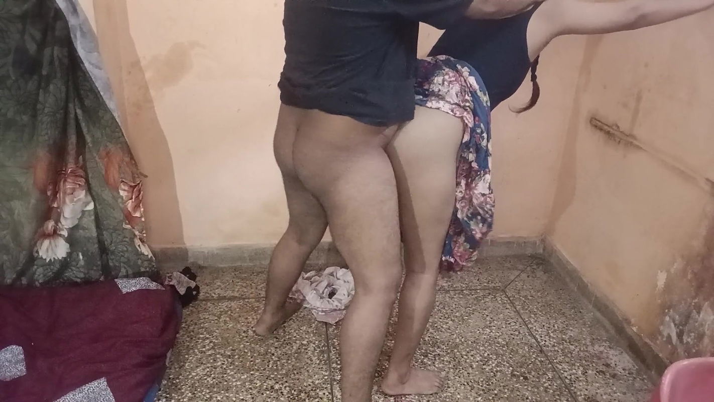 A hot wife sharing with friends sex video Hindi