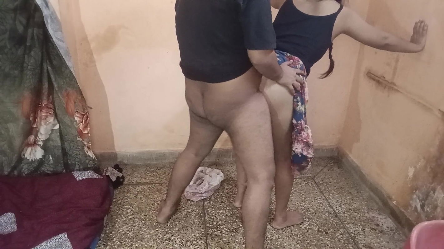 A hot wife sharing with friends sex video Hindi