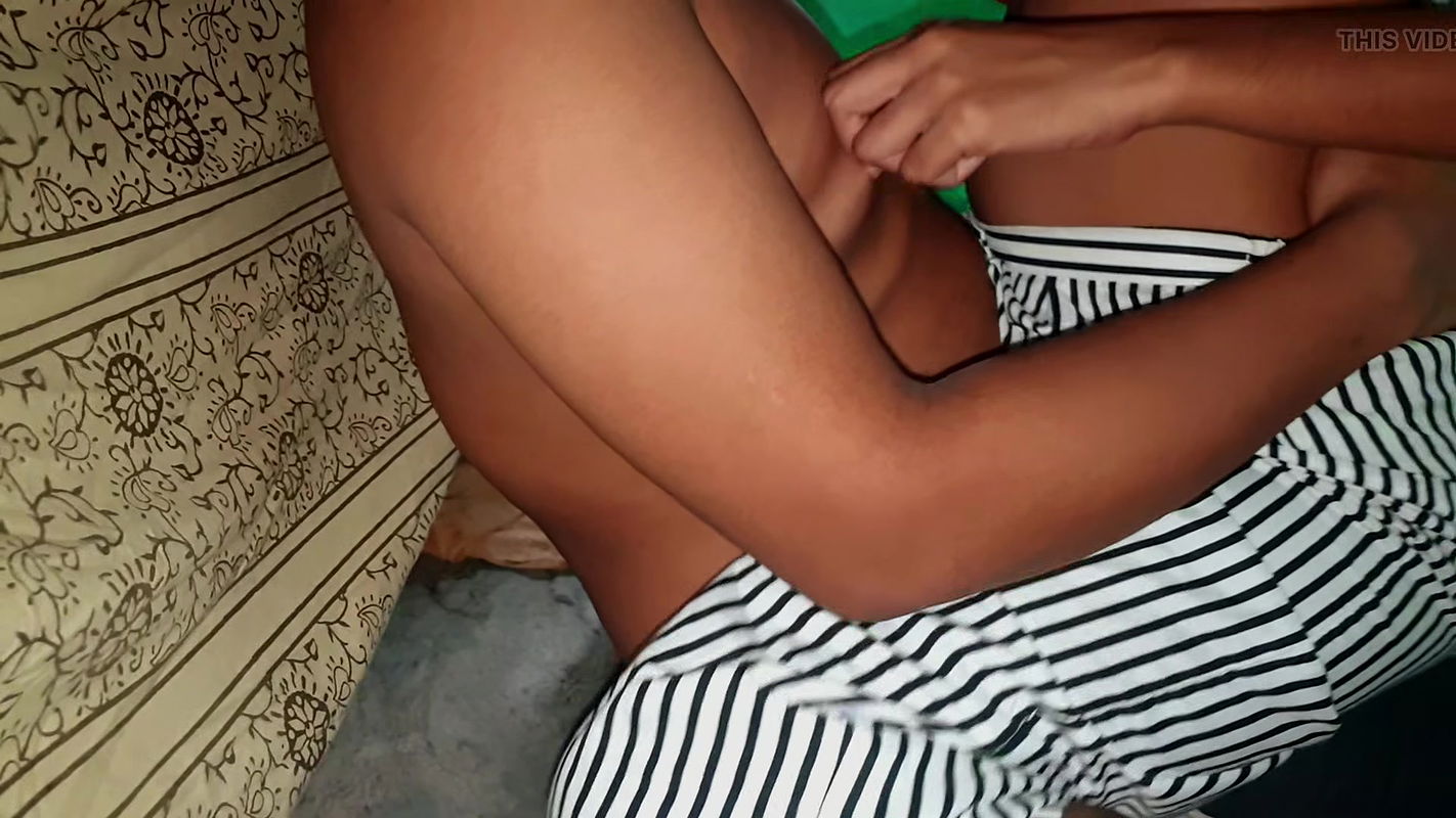 Bhabhi romance kar mera mal jhad diya