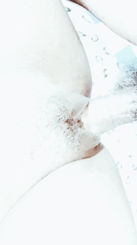 Adorable Blaire Ivory Gets a Facial by Her Friend’s Stepbrother Sex