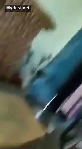 Desi sexy aunty open her sare