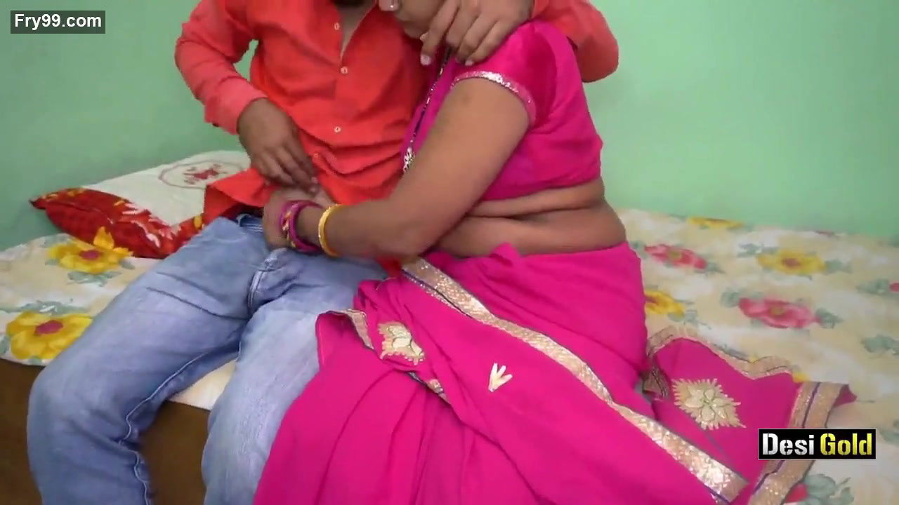 Desi sexy bhabi enjoy with husband best friend