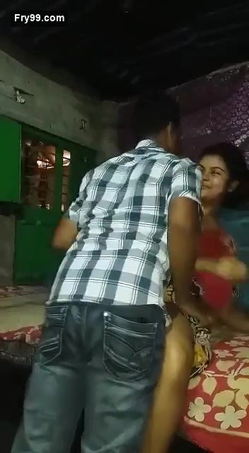 Chubby Bhabhi Having Affair with Husband friend