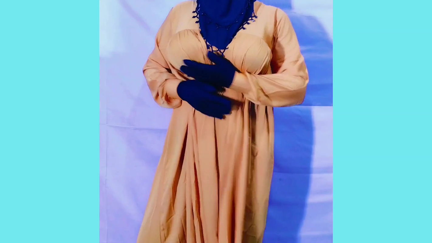 Beautiful Amena Bhabhi has sex indoors wearing a burqa and hijab